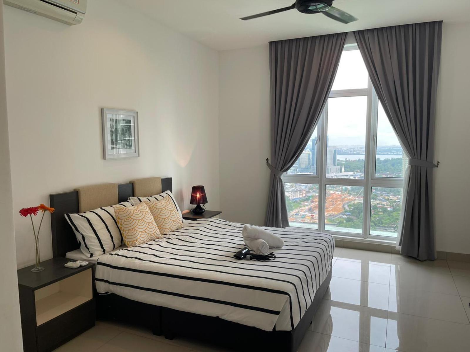 Twin Galaxy Residences 1+1 Homestay @ Johor Bahru Luaran gambar