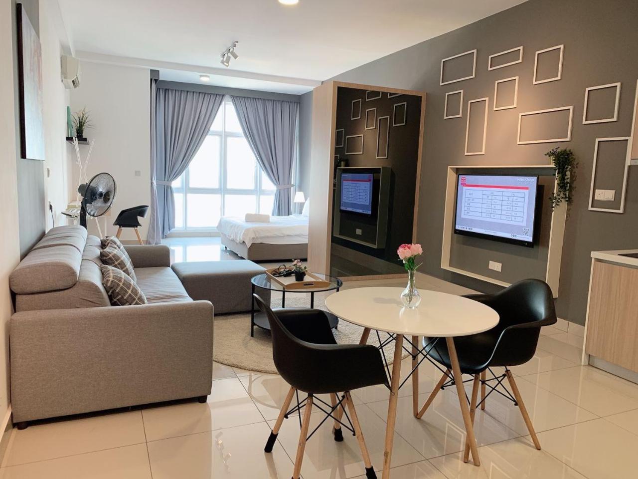 Twin Galaxy Residences 1+1 Homestay @ Johor Bahru Luaran gambar