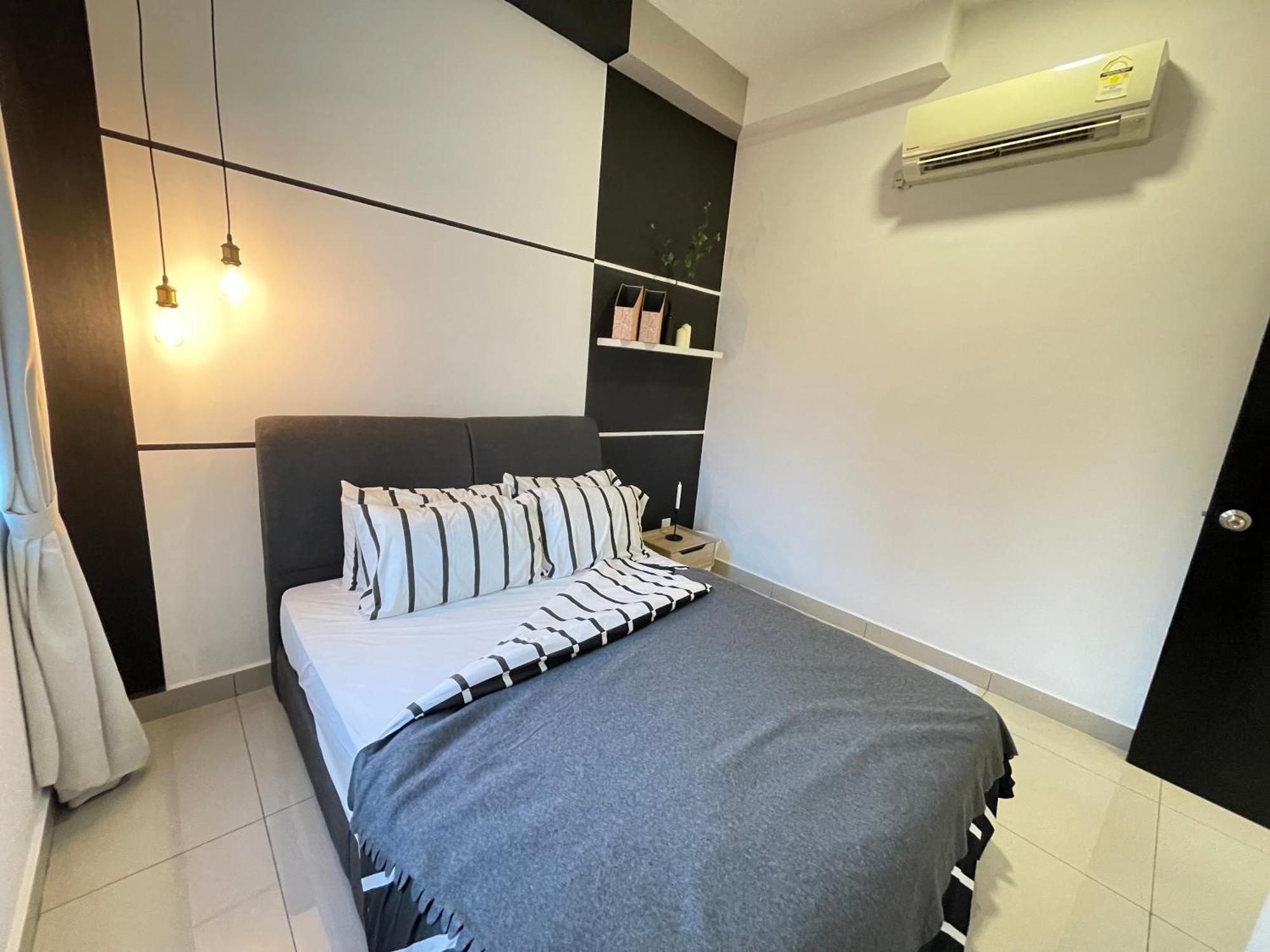 Twin Galaxy Residences 1+1 Homestay @ Johor Bahru Luaran gambar